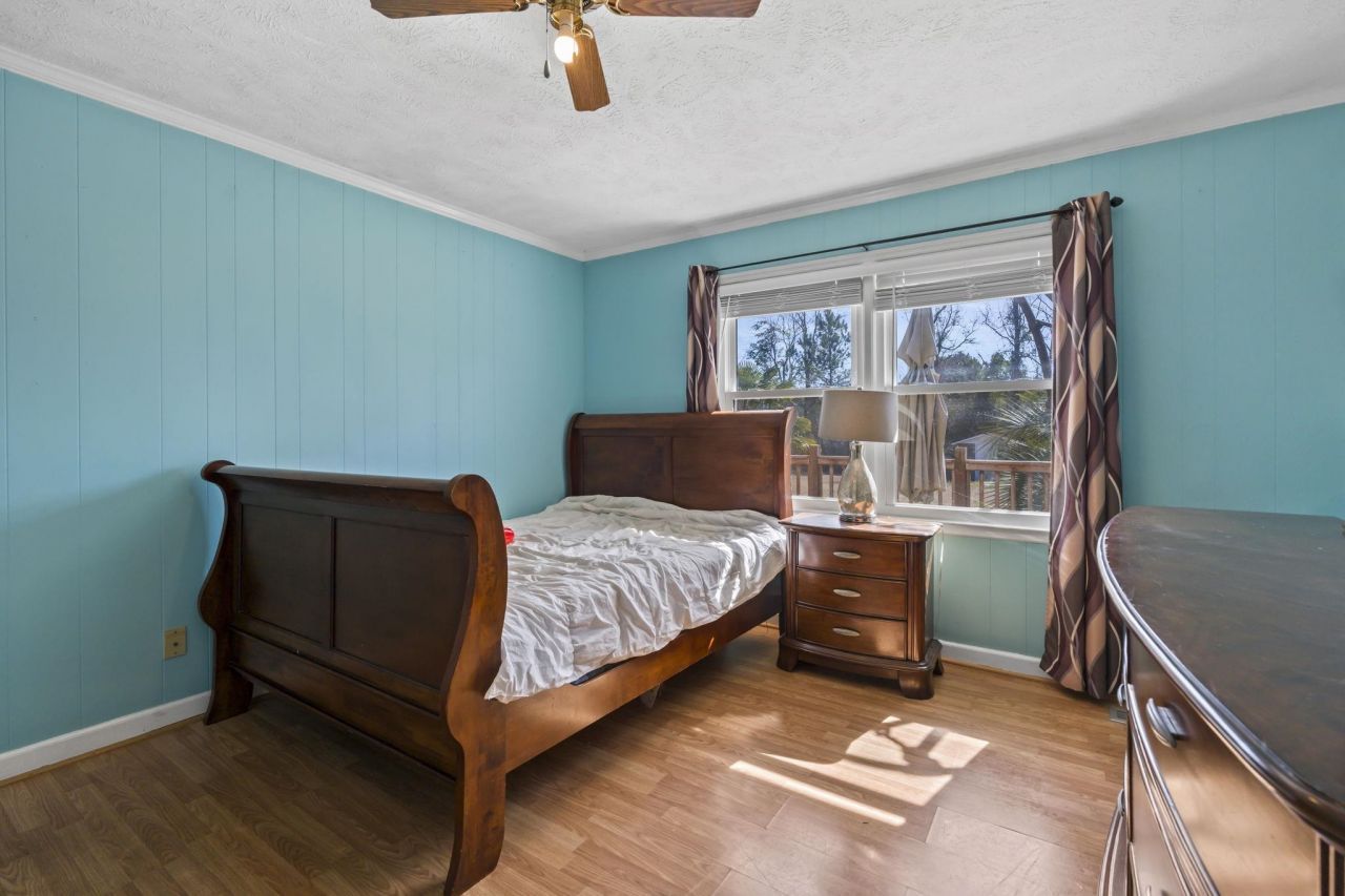 7638 Highway 905  Photo 15