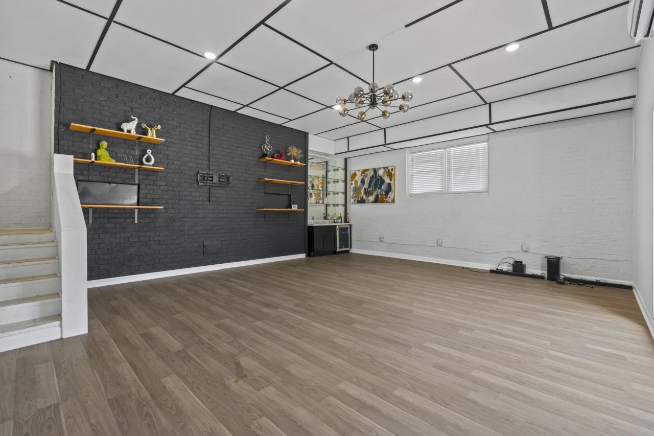 7638 Highway 905  Photo 21