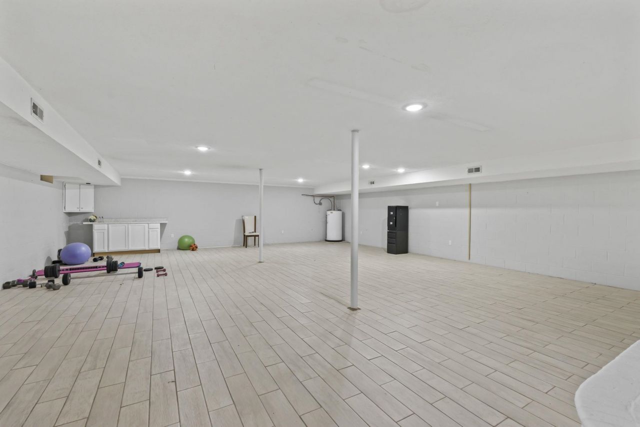 7638 Highway 905  Photo 25