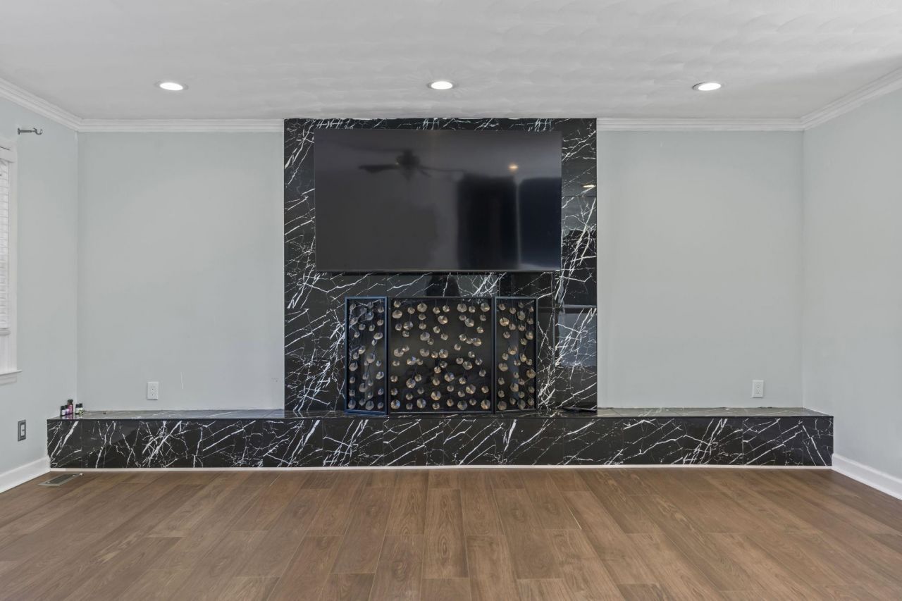 7638 Highway 905  Photo 4