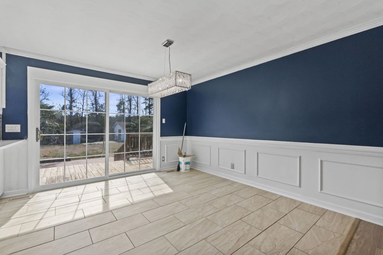 7638 Highway 905  Photo 6