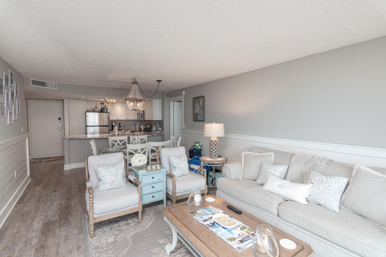 9820 Queensway Blvd.  Photo 31