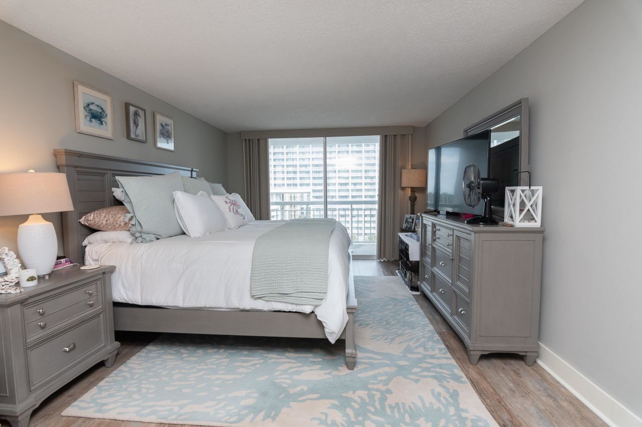 9820 Queensway Blvd.  Photo 34