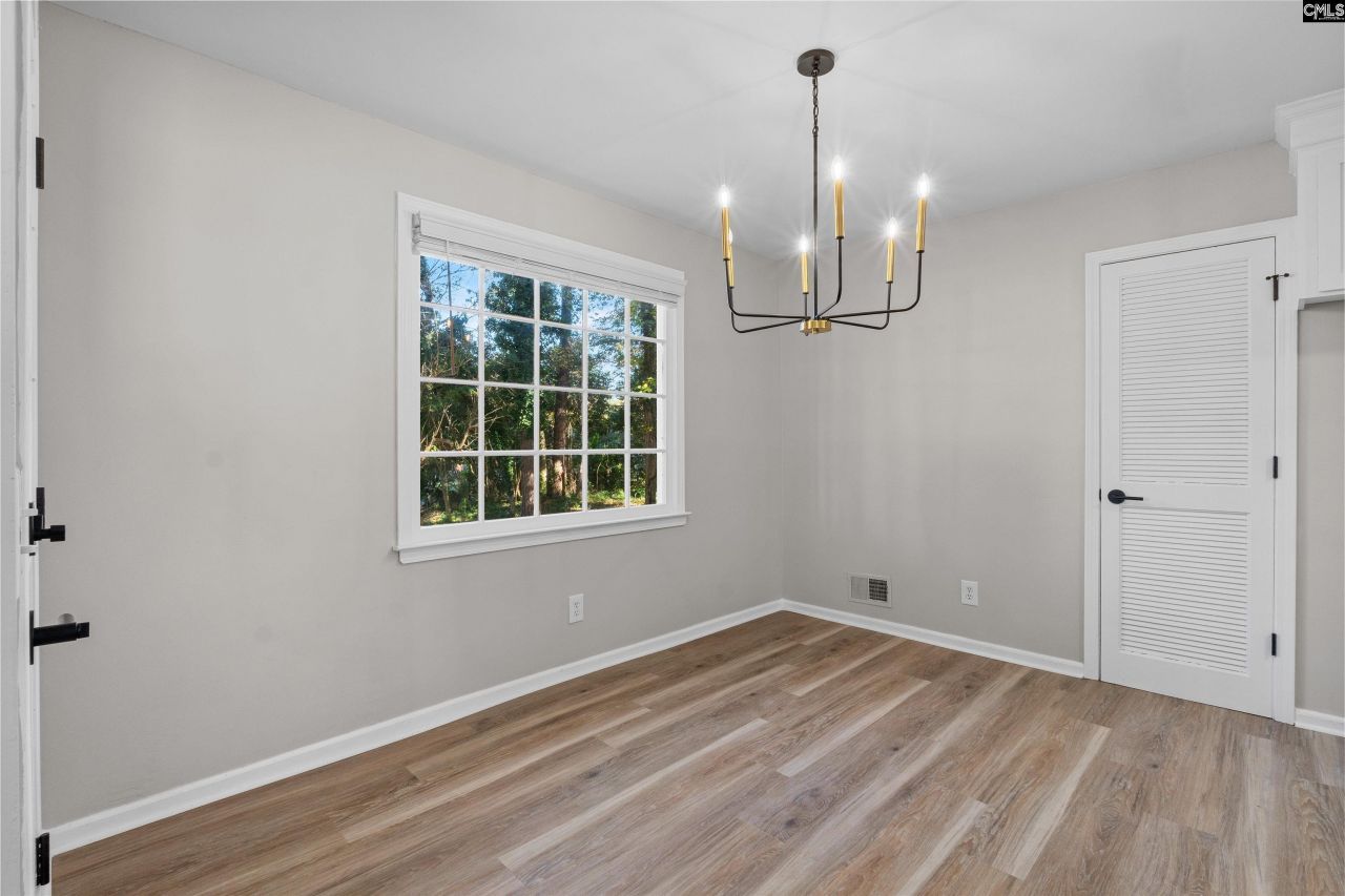 105 May Morning Court  Photo 12