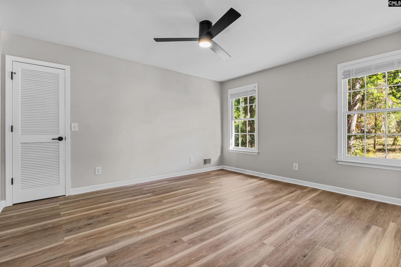 105 May Morning Court  Photo 13