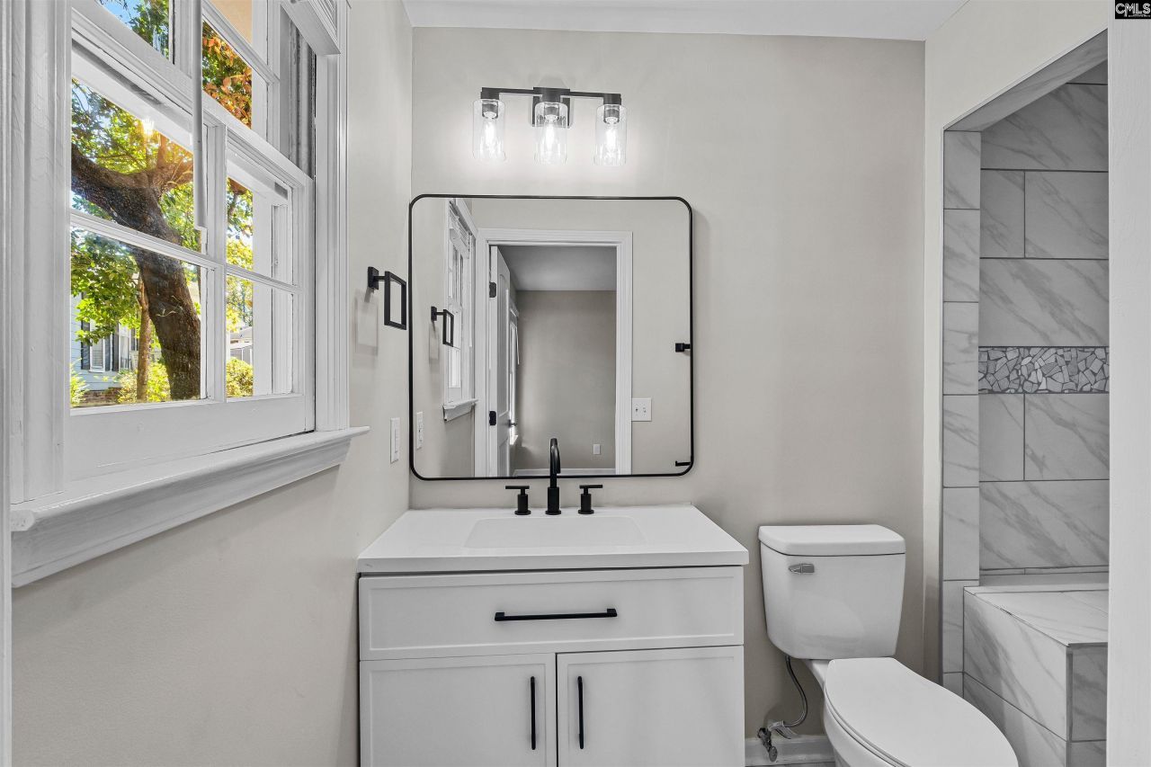 105 May Morning Court  Photo 15