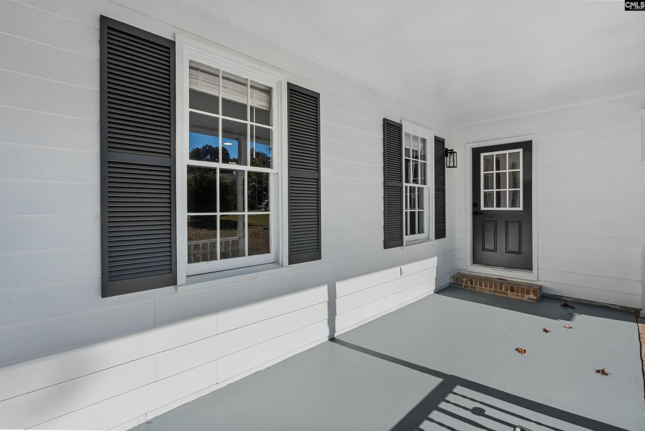 105 May Morning Court  Photo 4