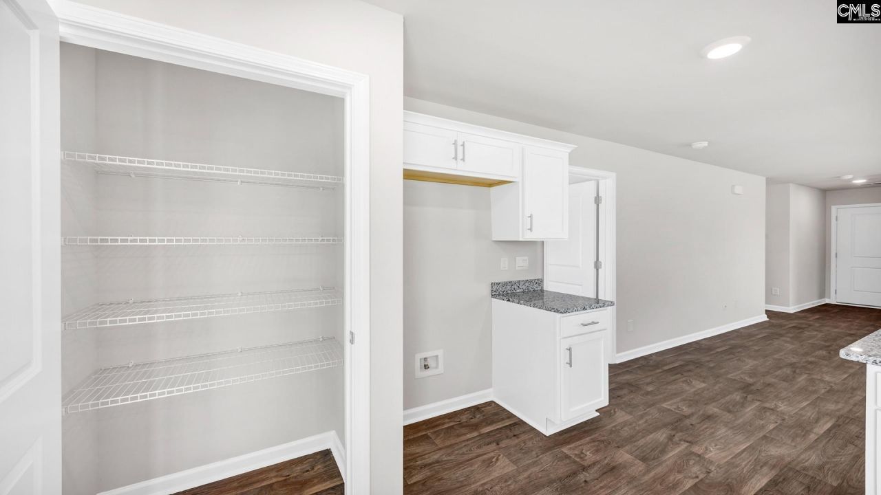 160 Stamford Road  Photo 7