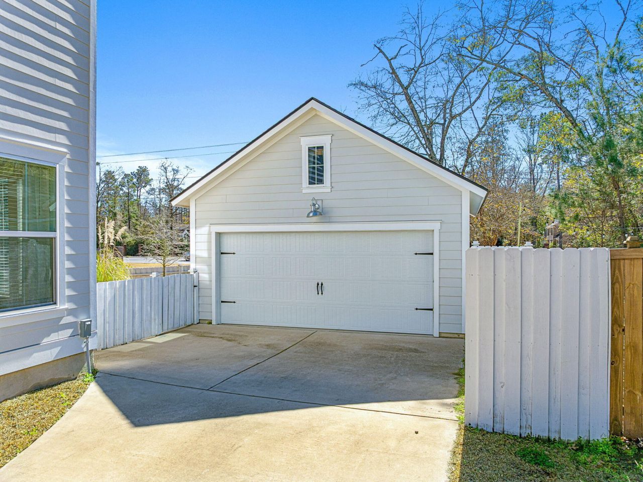 101 W Respite Lane Photo 24