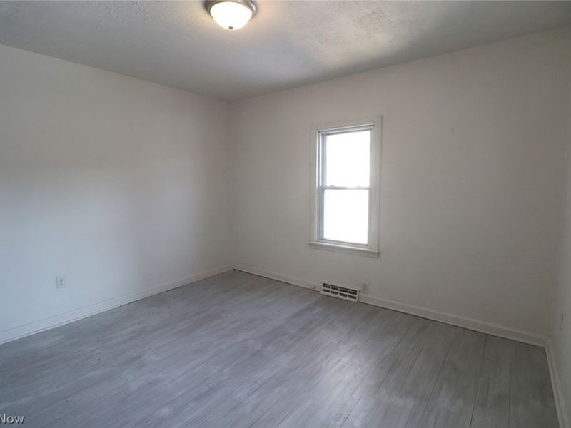 134 El Villa Way, Steubenville, OH 43952 Photo 12