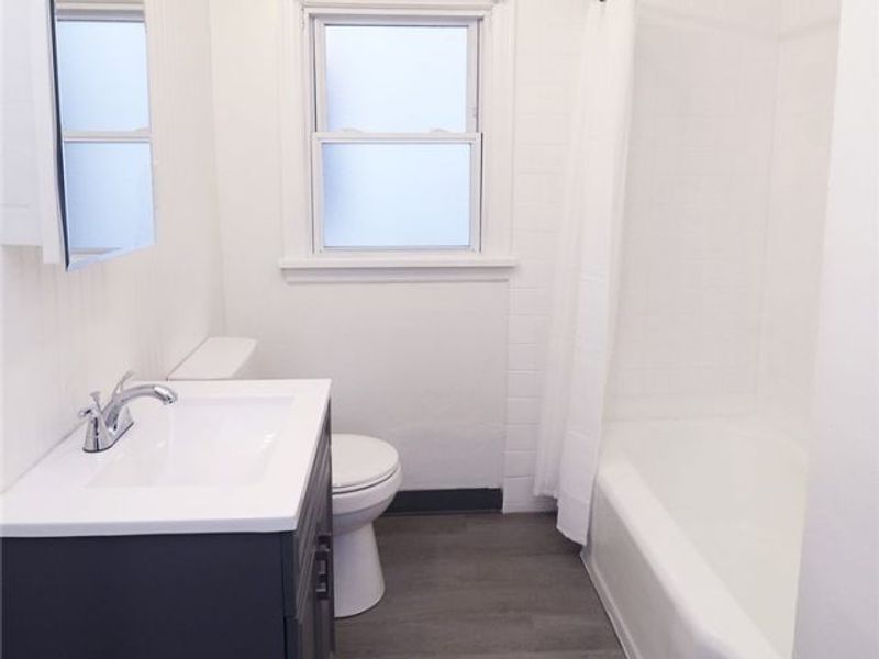 134 El Villa Way, Steubenville, OH 43952 Photo 17