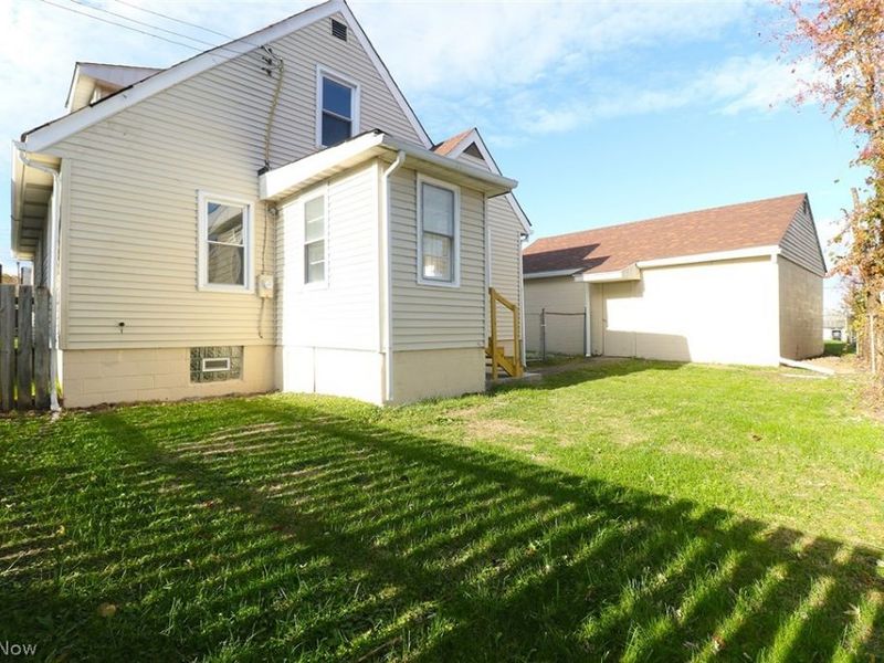 134 El Villa Way, Steubenville, OH 43952 Photo 5