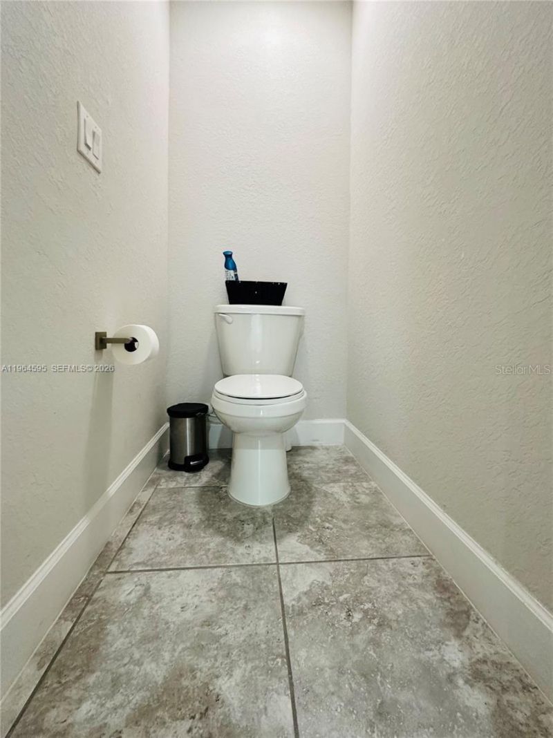 1137 NE 4th Place, Cape Coral, FL 33909 Photo