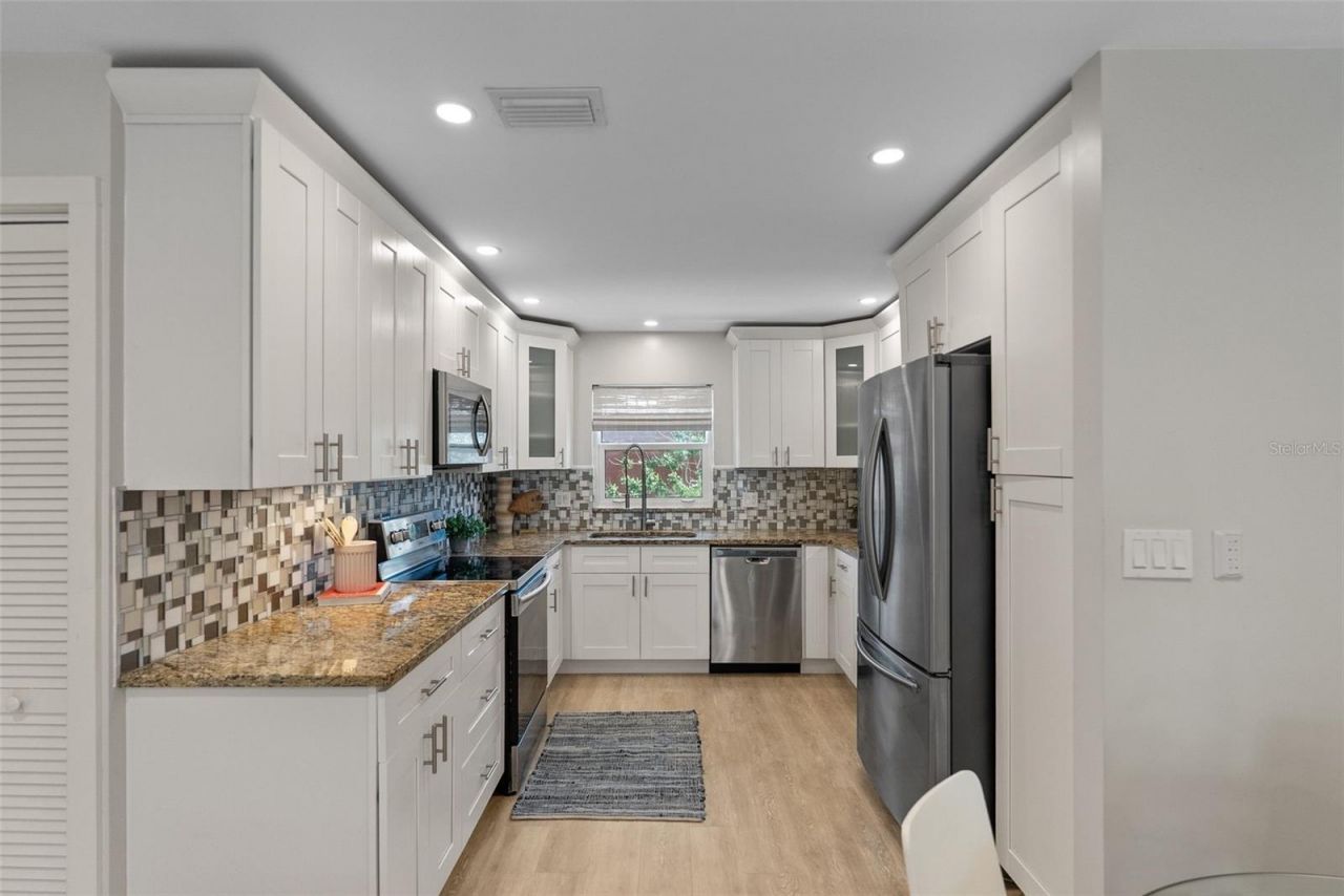 506 71st Ave, Unit 7, Saint Pete Beach, FL 33706 Photo