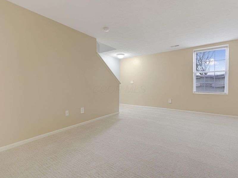 998 Hartford Village Boulevard, Unit 998, Columbus, OH 43228 Photo 25