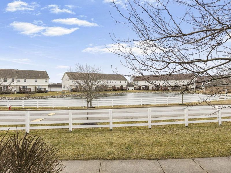 998 Hartford Village Boulevard, Unit 998, Columbus, OH 43228 Photo 34