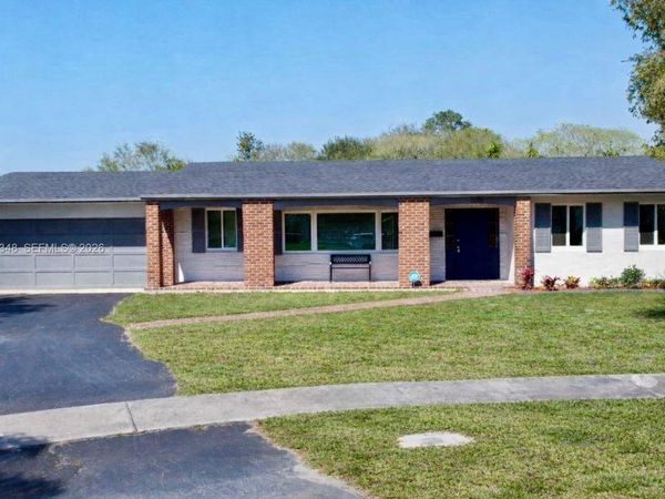 7081 NW 8th Ct, Plantation, FL 33317