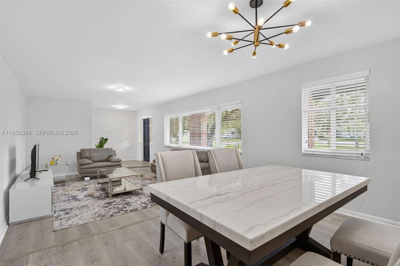 7081 NW 8th Ct, Plantation, FL 33317 Photo