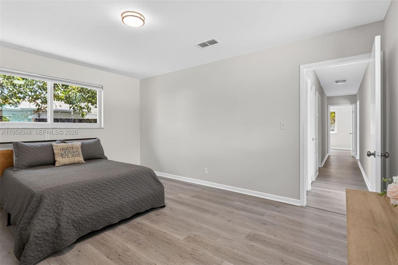 7081 NW 8th Ct, Plantation, FL 33317 Photo