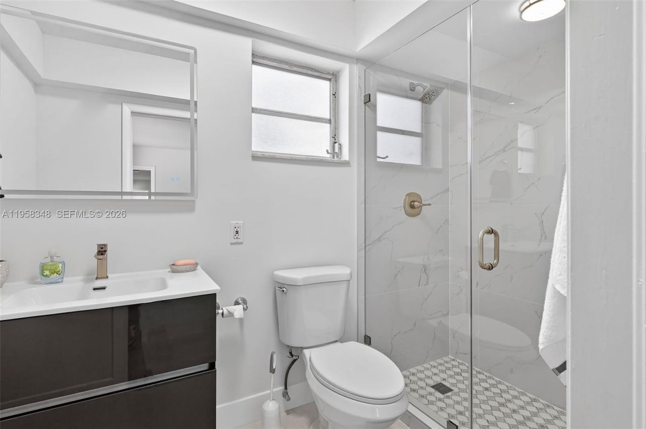 7081 NW 8th Ct, Plantation, FL 33317 Photo