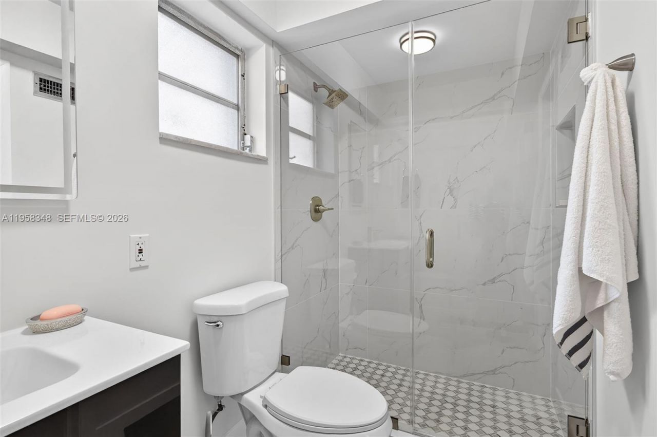 7081 NW 8th Ct, Plantation, FL 33317 Photo