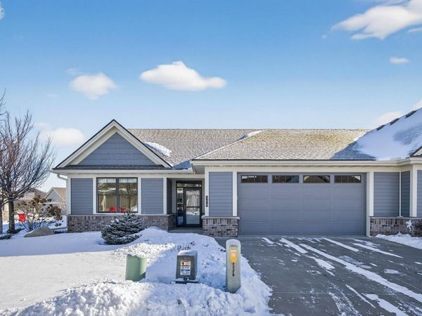 2270 Centurion Court NE, Rochester, MN 55906