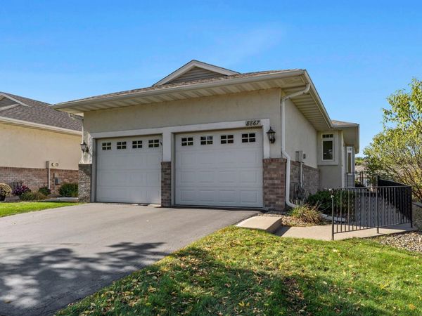 8867 Preserve Place, Savage, MN 55378