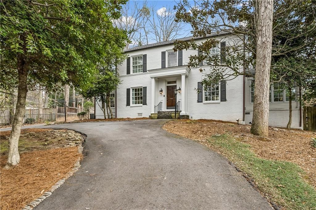 3905 Peachtree Dunwoody Road Ne, Atlanta, GA 30342 Main Photo