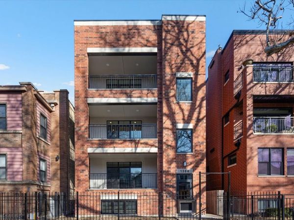 1304 W Winona Street, Unit 1S, Chicago, IL 60640