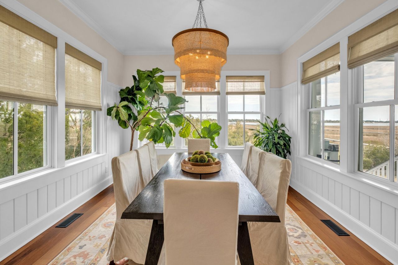 1352 Headquarters Plantation Drive Photo 15