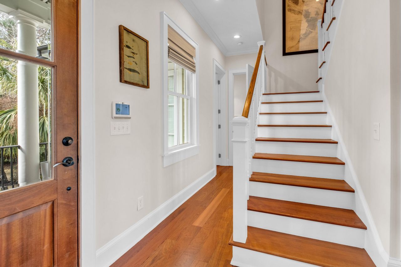 1352 Headquarters Plantation Drive Photo 36