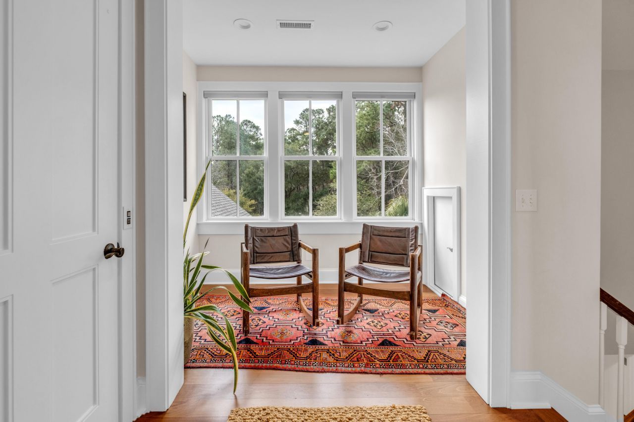 1352 Headquarters Plantation Drive Photo 40