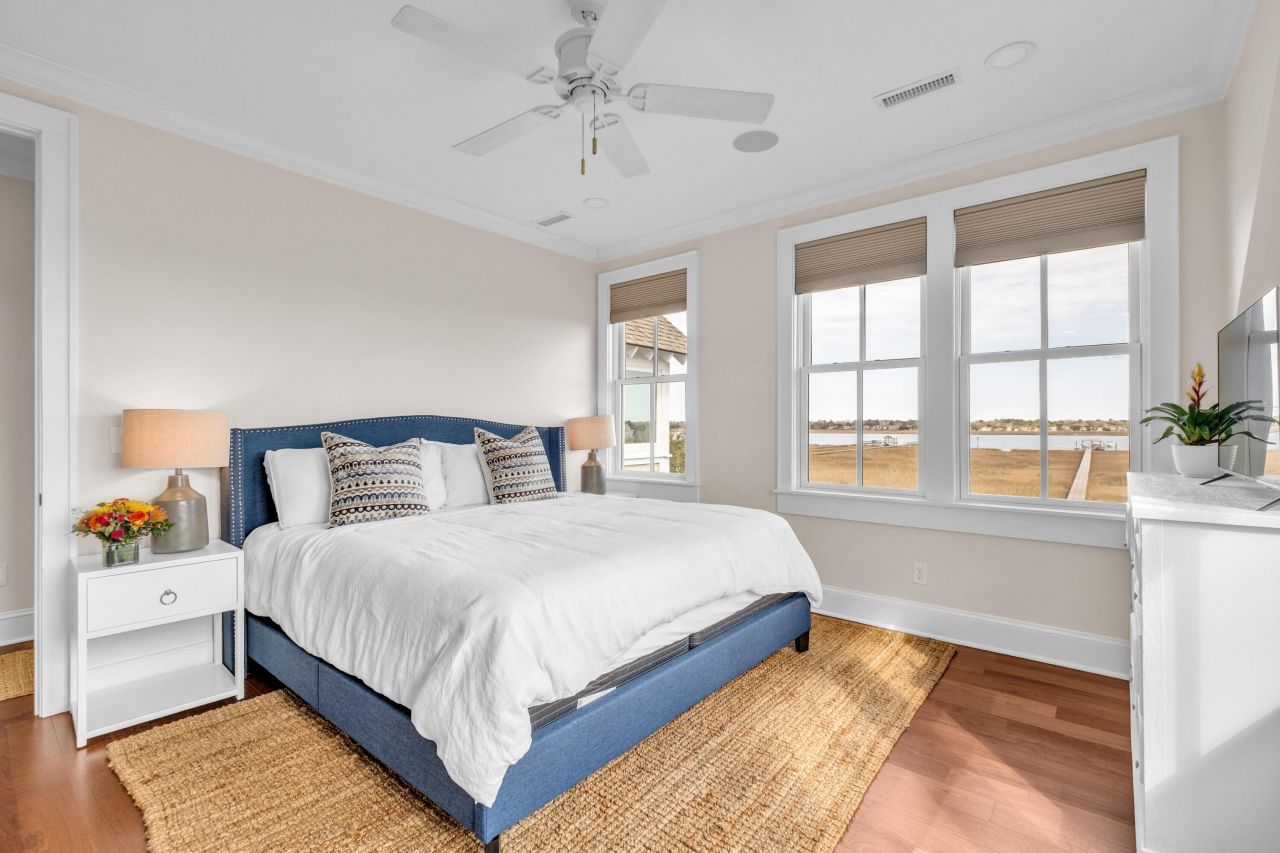 1352 Headquarters Plantation Drive Photo 45