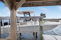 1352 Headquarters Plantation Drive photo 4