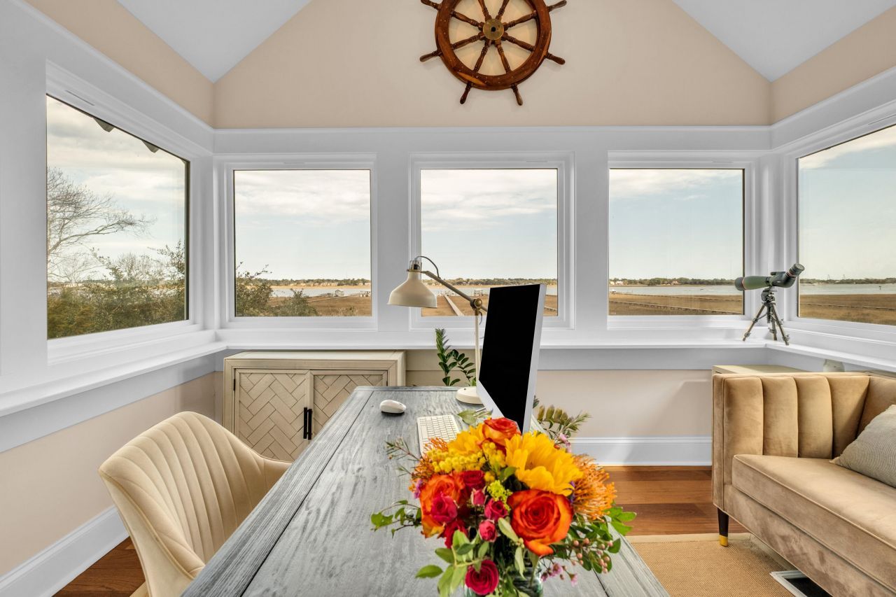 1352 Headquarters Plantation Drive Photo 53