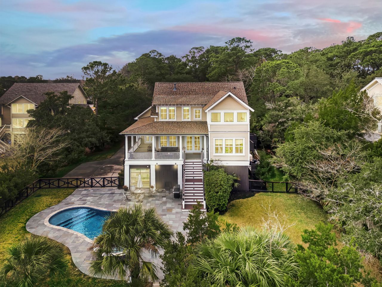 1352 Headquarters Plantation Drive Photo 63