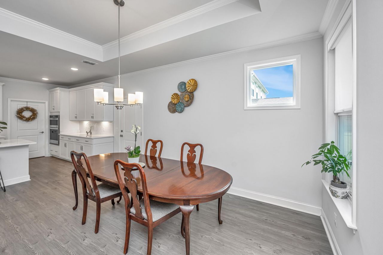 2052 Parish House Photo 10