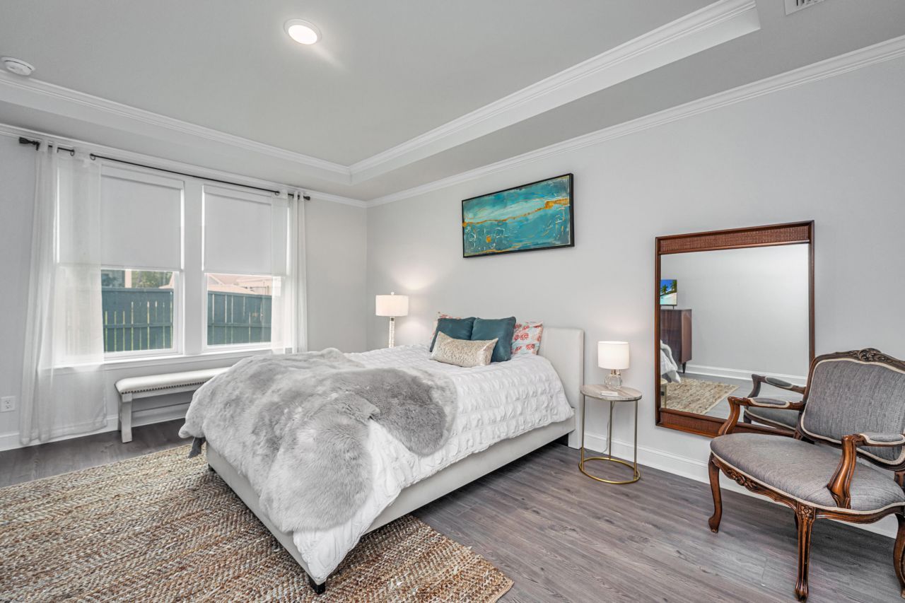 2052 Parish House Photo 12