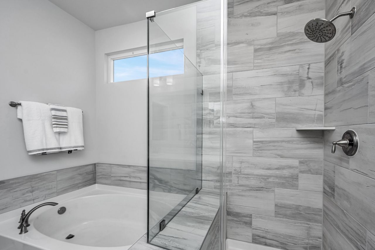 2052 Parish House Photo 16