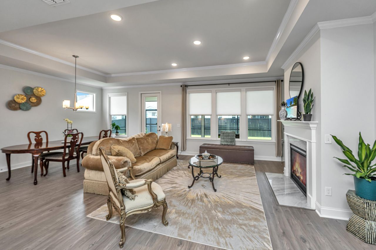 2052 Parish House Photo 7