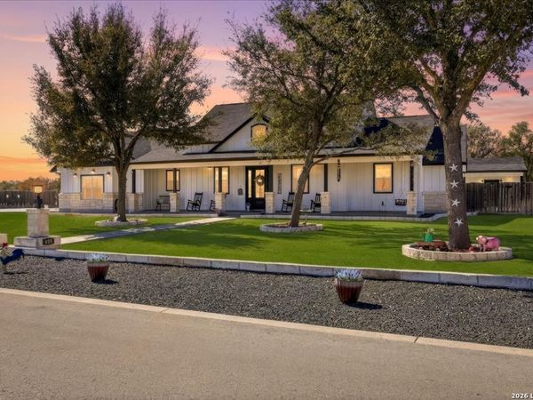 635 Double Gate, Castroville, TX 78009