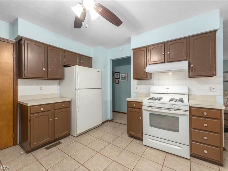 380 Orchardview Road, Seven Hills, OH 44131 Photo 13