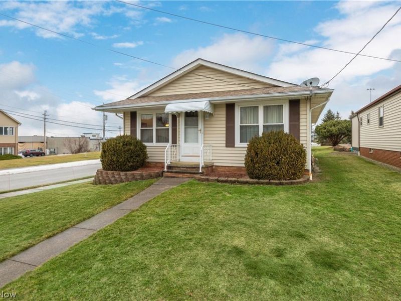 380 Orchardview Road, Seven Hills, OH 44131 Photo 2