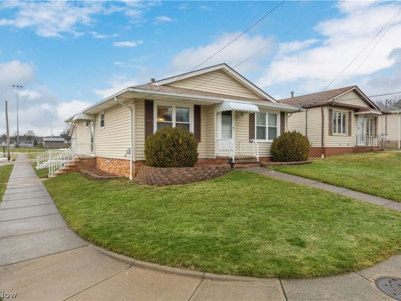 380 Orchardview Road, Seven Hills, OH 44131 Photo 3