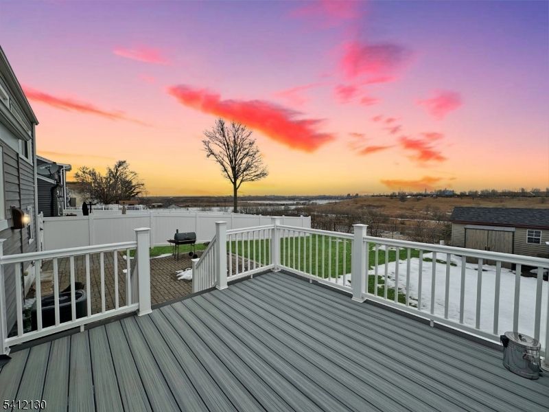 12 Truman Rd, North Arlington, NJ 07031 Main Photo