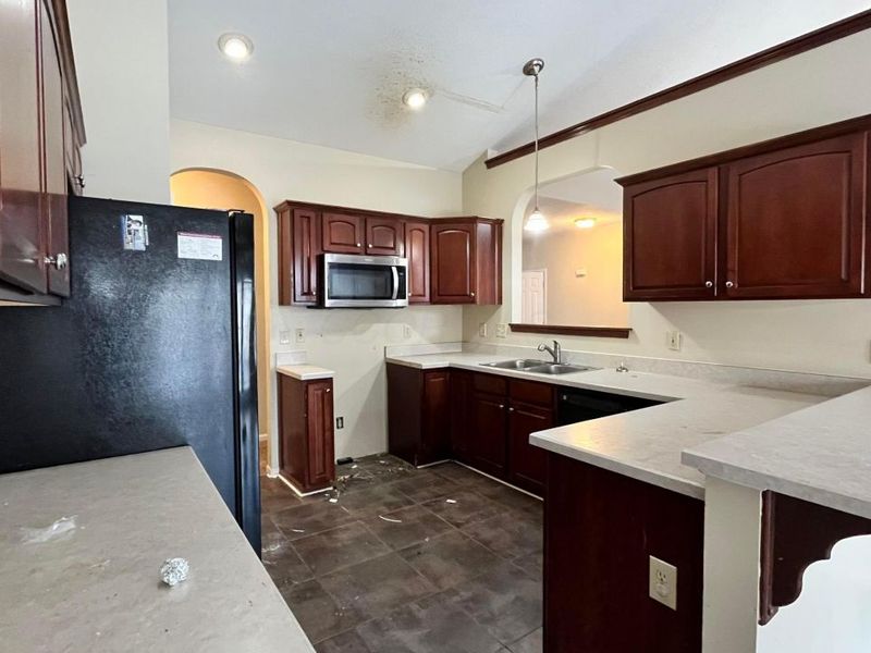 8947 Creek View Street , Canal Winchester, OH 43110 Photo 3