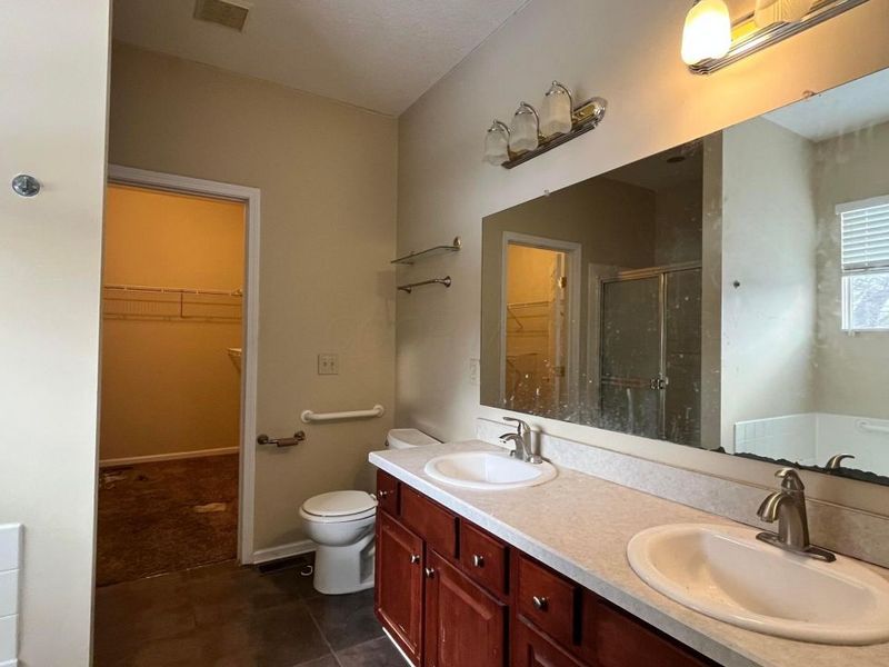 8947 Creek View Street , Canal Winchester, OH 43110 Photo 9