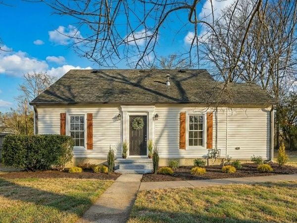 966 Greenwood Ct, Clarksville, TN 37040