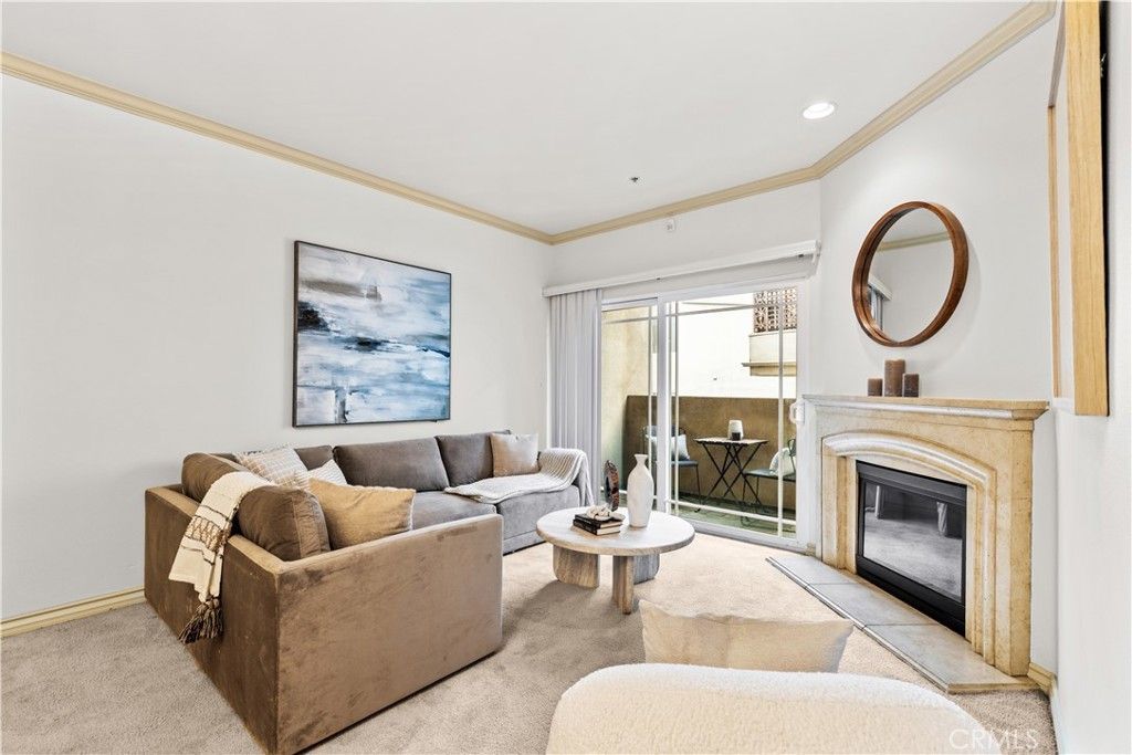 10715 Camarillo Street, Unit 203, North Hollywood, CA 91602 Main Photo