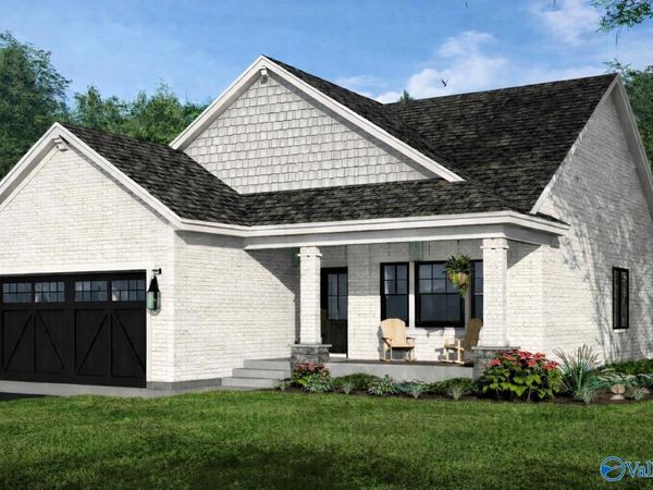 25 Monterey Drive, Albertville, AL 35950